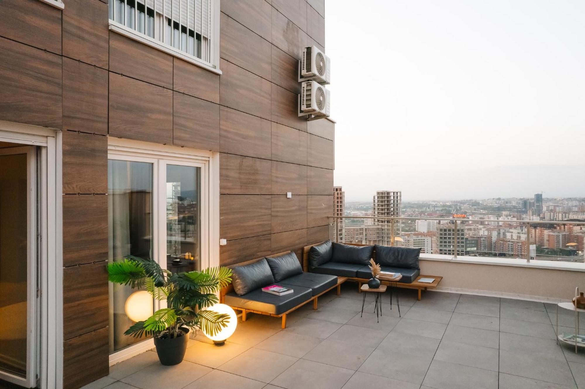 Etern Apart Hotel Pristina Exterior photo